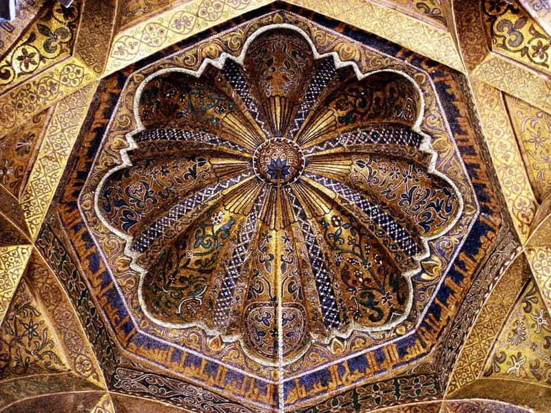 Córdoba: Jewish Quarter, Mosque, and Alcázar Tour - Why Córdoba on foot makes sense for these three stops