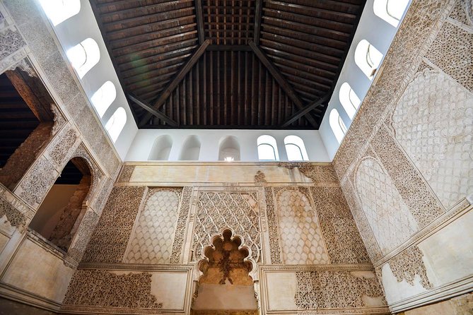 Cordoba Mosque and Jewish Quarter Guided Tour - Why the guide makes this tour worth the extra money