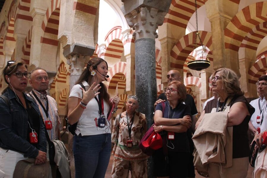 Cordoba Mosque-Cathedral: Skip-the-Line Guided Tour - Skip-the-line start and why 90 minutes works here