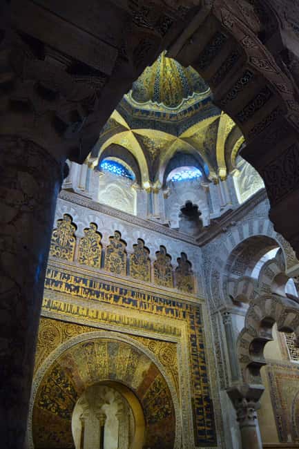 Córdoba: Mosque-Cathedral Small-Group Guided Tour - Price and Value: Is $49 Worth It?