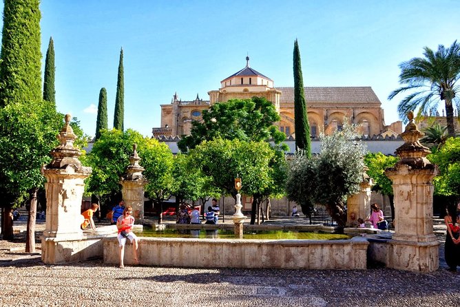 Cordoba Mosque & Jewish Quarter Guided Tour with tickets - The mihrab, the arches, and the building’s layered story