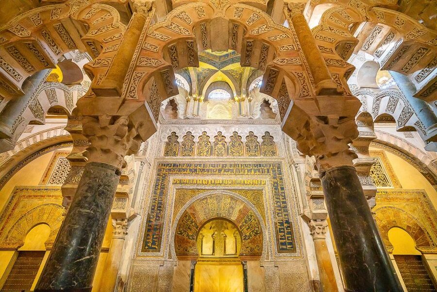 Córdoba: Skip-the-Ticket-Line Mosque-Cathedral Guided Tour - Dress Code and Rules: Keep Your Visit Smooth
