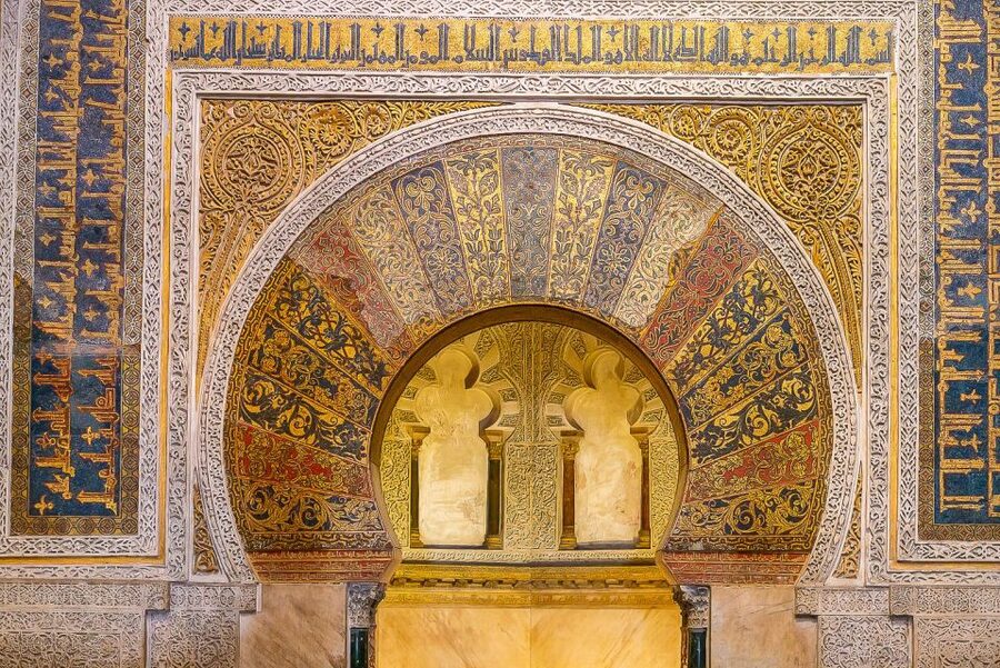 Córdoba: Skip-the-Ticket-Line Mosque-Cathedral Guided Tour - The 8th-Century Start and the Expansion Story You’ll Actually Remember