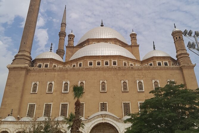 Day Tour of Famous Mosques in Cairo - Stop 2: Mosque and Madrasa of Sultan Hassan—big Mamluk scale, quick hit