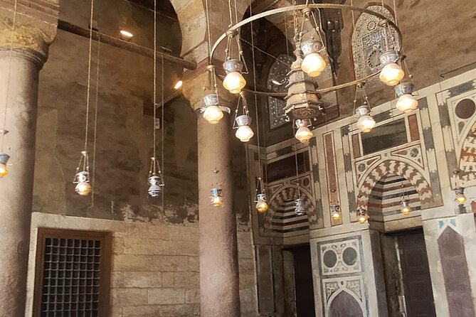 Day Tour of Famous Mosques in Cairo - Stop 6: Khan el-Khalili—shopping with context, not chaos
