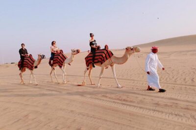 DEAL: Sheikh Zayed Grand Mosque and Dubai Red Dunes with BBQ Dinner - From Dubai to Abu Dhabi: the road time that shapes the day