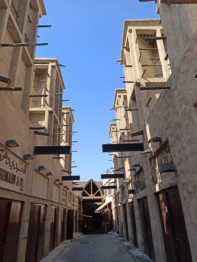 Dubai: City Highlights Tour with Blue Mosque & Street Food - Dubai Creek by Abra and Street Food on Bur Dubai
