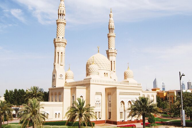 Dubai Full-Day City Tour: Souk, Palm Monorail, Abra Ride & Mosque - Museum of the Future and the finish at Dubai Mall
