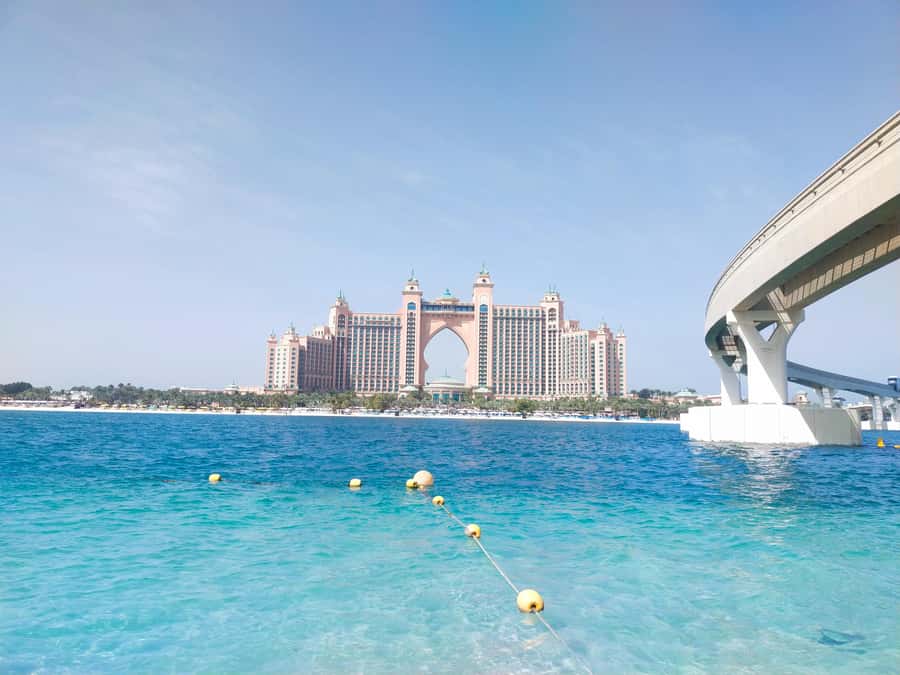 Dubai:Private Frame Entry, Mosque, Souks, Tastings& transfer - Should you book this Dubai Frame and Souks private tour?