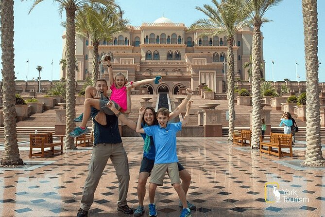 Exclusive Full-Day Abu Dhabi City Tour with Sheikh Zayed Mosque - Heritage Village and the Abu Dhabi Corniche: tradition meets skyline