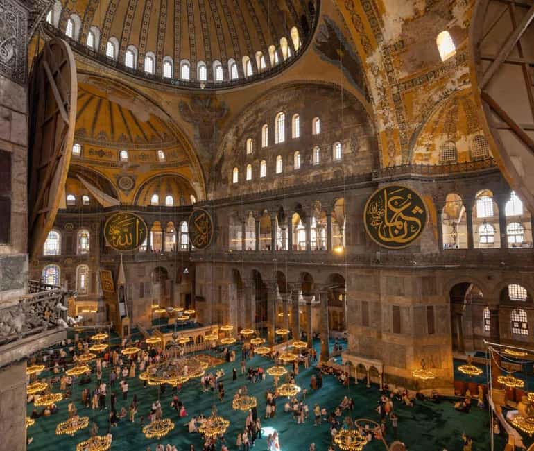 Flexible Combo: Hagia Sophia, Topkapi, Basilica, Blue Mosque - Audio guides on your phone: how to use them without frustration
