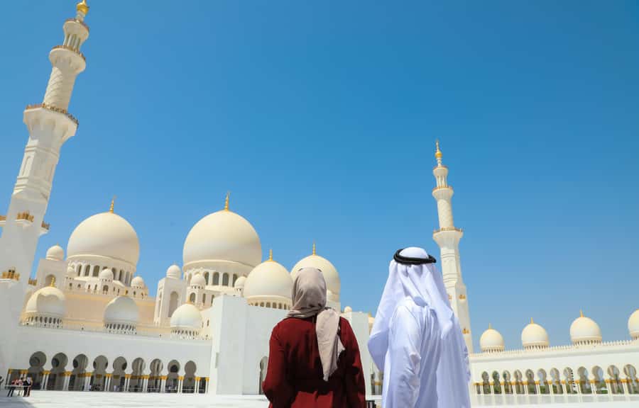From Abu Dhabi: City Sightseeing and Sheikh Zayed Mosque - Corniche skyline stops: quick photos, big payoff