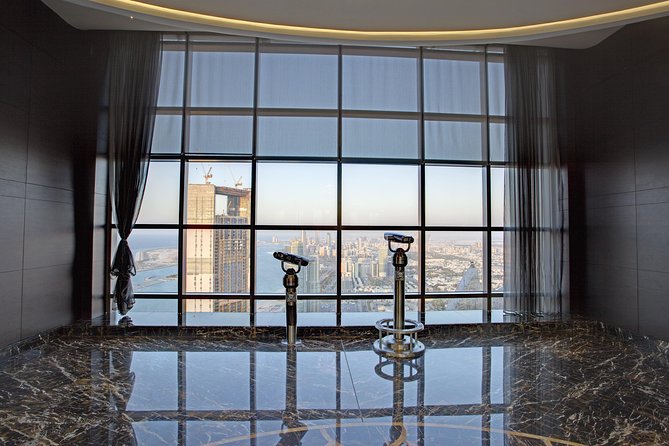 From Abu Dhabi: Grand Mosque, Qasr Al Watan Palace & Etihad Tower - Emirates Palace Photo Stop: Why a Quick View Still Makes Sense