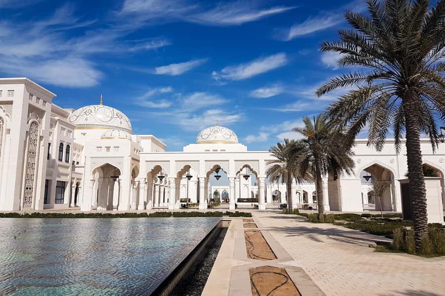 From Abu Dhabi: Grand Mosque, Royal Palace, and Etihad Tower - Key points to know before you go
