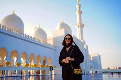 From Abu Dhabi: Grand Mosque, Royal Palace, and Etihad Tower - Sheikh Zayed Grand Mosque: the details are the whole show