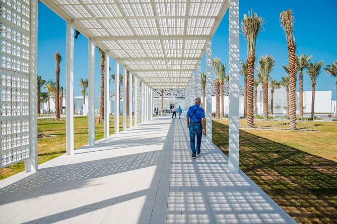 From Dubai: Abu Dhabi Day Tour with Grand Mosque & Louvre Museum - The ride, the pacing, and the part traffic plays