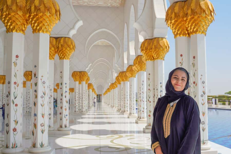 From Dubai: Abu Dhabi Grand Mosque & Louvre Museum Full-Day - Key Things That Make This Day Trip Work