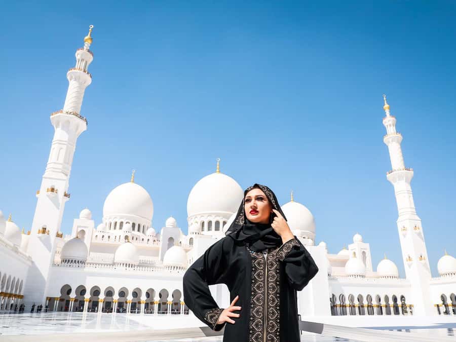 From Dubai: Abu Dhabi Grand Mosque Visit & Theme Park Option - Key things I’d highlight before you go