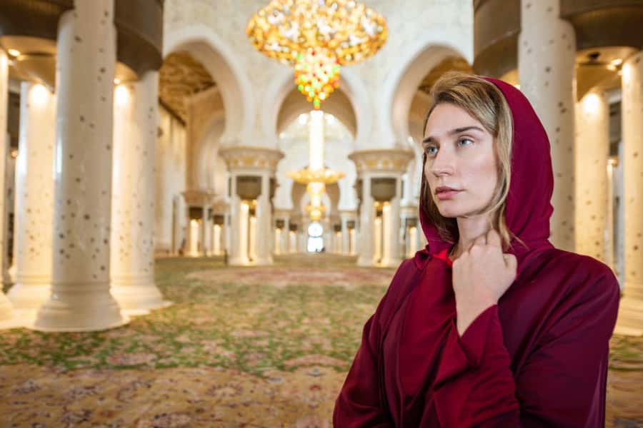From Dubai: Abu Dhabi Sheikh Zayed Mosque Guided Tour - Etihad Towers observation deck: the city view payoff