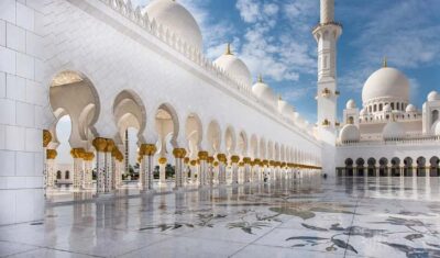From Dubai: Abu Dhabi Tour with Sheikh Zayed Mosque - Getting to Abu Dhabi from Dubai: the rhythm of the day