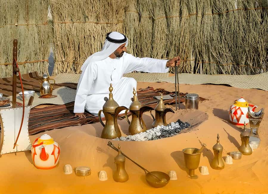 From Dubai: BAPS Hindu Temple And Sheikh Zayed Mosque Tour - Heritage Village: The Short Stop That Makes the Other Two Click