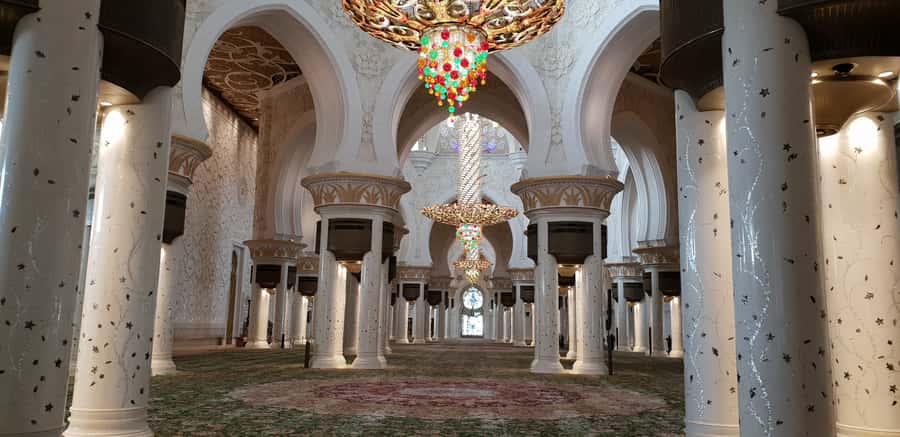 From Dubai: Full Day City Tour, Grand Mosque, Qasr Al Watan - Practical logistics that affect your comfort