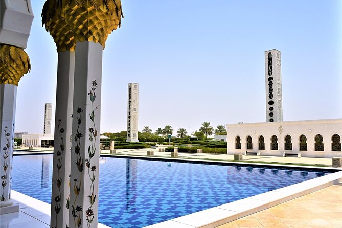 From Dubai Guided Tour to Sheikh Zayed Grand Mosque - Why Sheikh Zayed Grand Mosque fits a private tour style