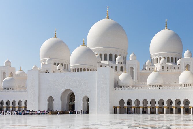 Full Day Abu Dhabi City Tour Sheikh Zayed Grand Mosque from Dubai - Key points before you go