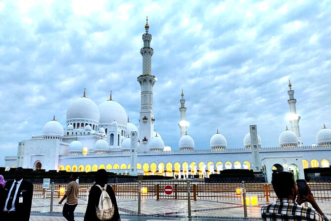 Full Day Abu Dhabi City Tour Sheikh Zayed Grand Mosque from Dubai - One Day Abu Dhabi Plan from Dubai: what the timing really means