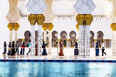 Full Day Abu Dhabi City Tour with Sheikh Zayed Mosque - Qasr Al Watan photo stop: fast, but it adds scale