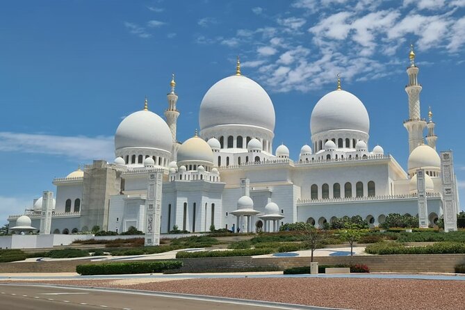 Guided City Tour of Abu Dhabi with Sheikh Zayed Mosque - Key Highlights to Know Before You Go