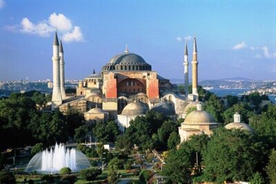Guided Hagia Sofia, Blue mosque, Basilica Cistern skip lines tour - Basilica Cistern: the underground palace with the upside-down Medusa heads