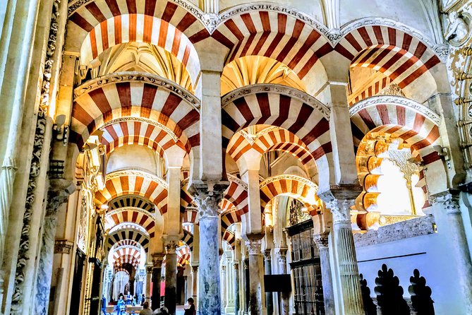 Guided Tour Jewish Quarter and Mosque-Cathedral of Córdoba with tickets - La Judería to the Mezquita-Cathedral: a tight, high-impact route