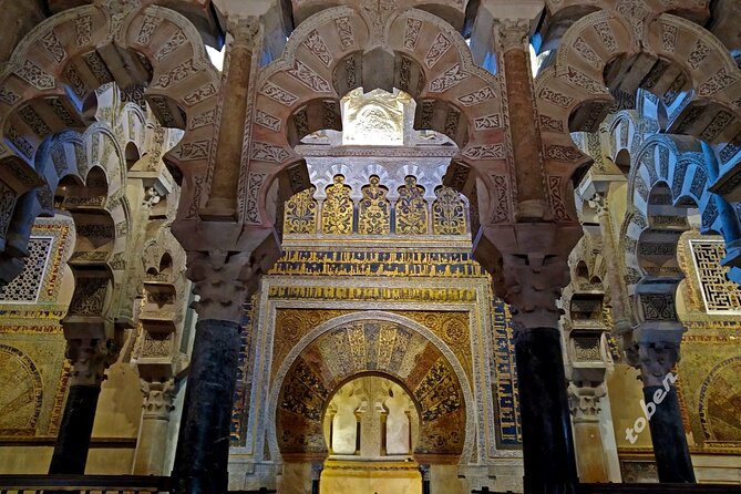Guided tour of the Mosque-Cathedral of Cordoba in Spanish - Umayyads to Ferdinand III: The Moment the Mosque Becomes a Cathedral