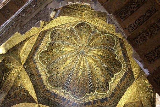 Guided tour of the Mosque with entrance included - Who should book this tour (and who might skip it)