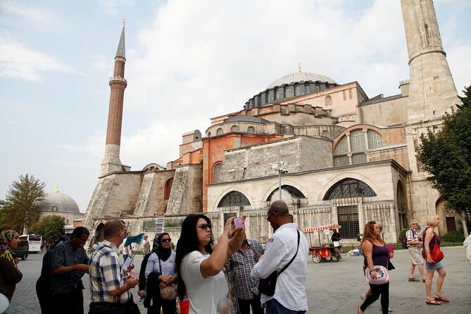 Hagia Sophia, Bosphorus cruise, Blue Mosque, Guided - Small Group - Hagia Sophia: guided highlights plus the €25 cash fee