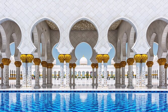 Half-Day Grand Mosque Tour from Dubai - Architecture and World Records: What to Look For