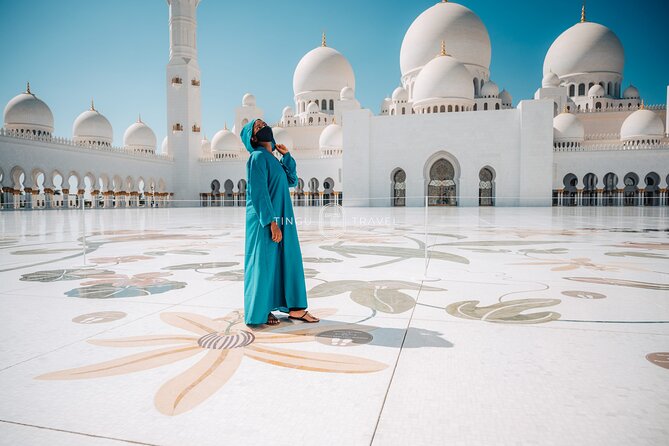 Half-Day Grand Mosque Tour from Dubai - Photography and Weather: Why Cloudy Skies Change the Game