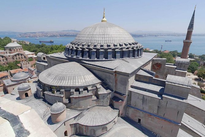 Istanbul 1 Day Tour | Best of Istanbul | Blue Mosque, Hagia Sophia and Topkapi - Stop 1: Hippodrome—Sultanahmet’s ancient public stage, now a city square