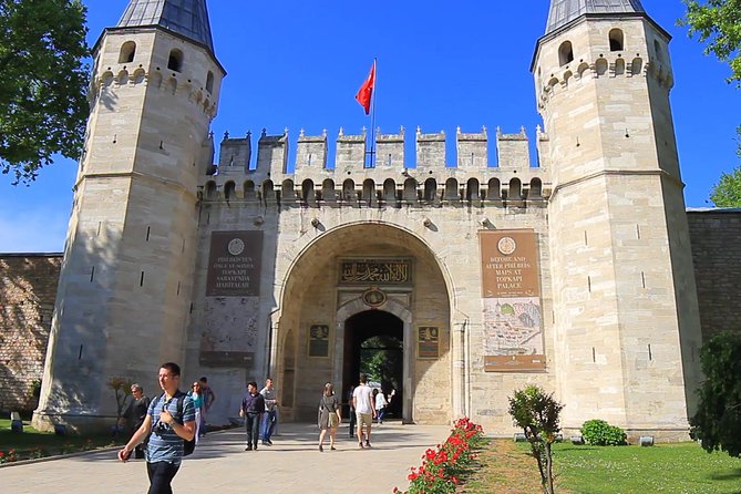 Istanbul 1 Day Tour | Best of Istanbul | Blue Mosque, Hagia Sophia and Topkapi - Stop 2: Blue Mosque—still a functioning mosque and a sight you can’t ignore