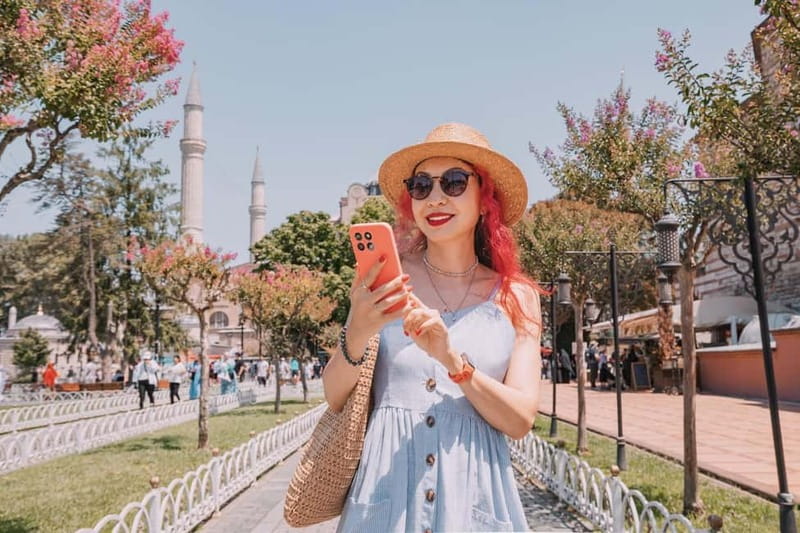Istanbul: Blue Mosque, Basilica Cistern & Spice Bazaar Tour - The Hippodrome: where you’ll learn to read the ground you walk on