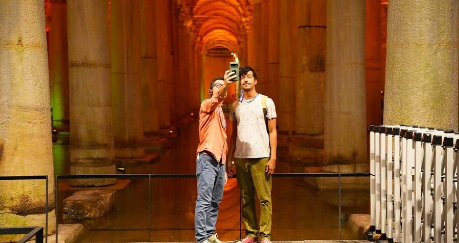 Istanbul: Blue Mosque Guided Tour & Basilica Cistern Ticket - Basilica Cistern: fast-track entry, then freedom