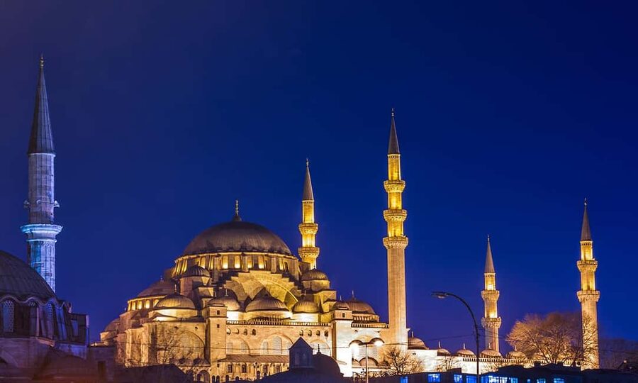 Istanbul: Blue Mosque Guided Tour & Süleymaniye Audio Guide - Süleymaniye at your pace with a smartphone audio guide