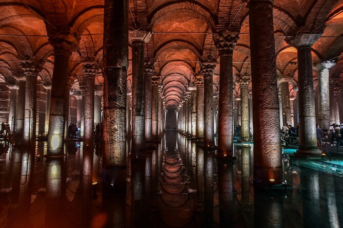 Istanbul: Blue Mosque, Hagia Sophia, & Basilica Cistern Tour - Sultanahmet start point and how the 3.5-hour flow works