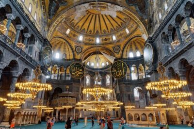 Istanbul: Blue Mosque, Hagia Sophia & opt. Basilica Cistern Tour - Entering the Blue Mosque: famous on purpose, explained for real
