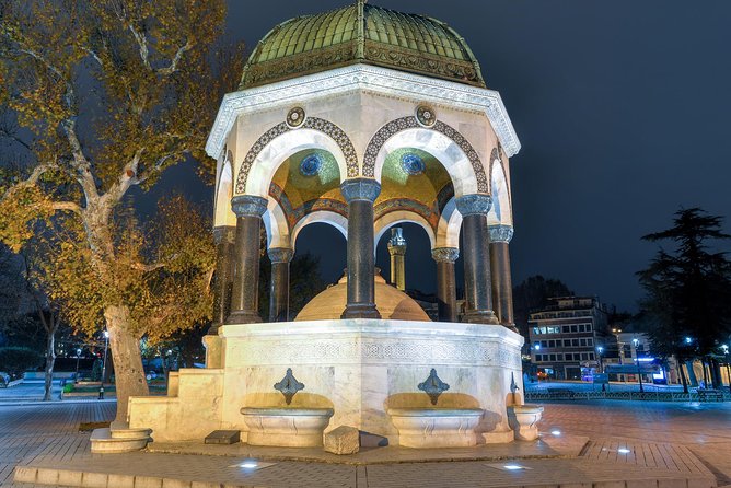 Istanbul Byzantine and Ottoman Tour: Hagia Sophia, Topkapi Palace, Blue Mosque and Grand Bazaar - Hippodrome: the short stop that can feel surprisingly fun