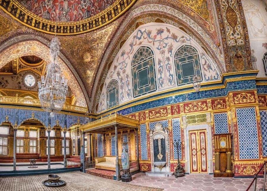 Istanbul Combo: Topkapi Palace, Hagia Sophia & Blue Mosque - Audio guides in 25 languages: useful, but don’t count on getting it onsite