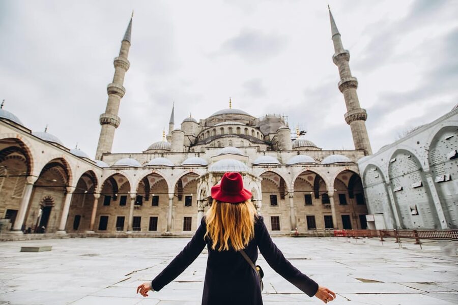 Istanbul: Hagia Sophia, Blue Mosque, & Basilica Cistern Tour - Where the Tour Starts: The German Fountain and the Hippodrome Area