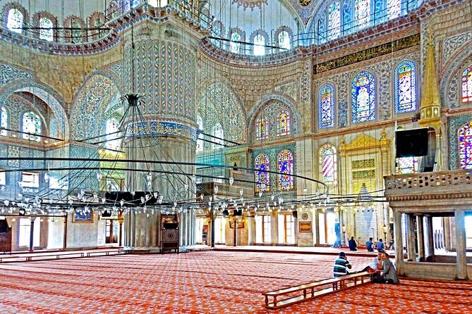 Istanbul: Hagia Sophia & Blue Mosque Guided & Small-Group Tour - Price and logistics: why this one is a good value