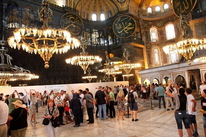 Istanbul: Hagia Sophia & Blue Mosque Guided & Small-Group Tour - Hippodrome stop: ancient Constantinople monuments you can actually find